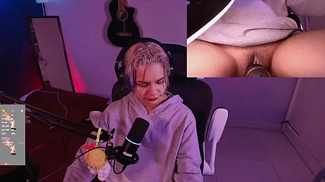 marlena3312 online show from 10/29/25, 02:41