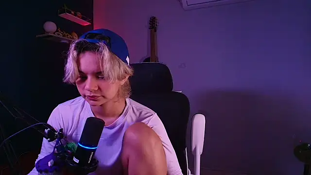 marlena3312 online show from 02/03/26, 01:16