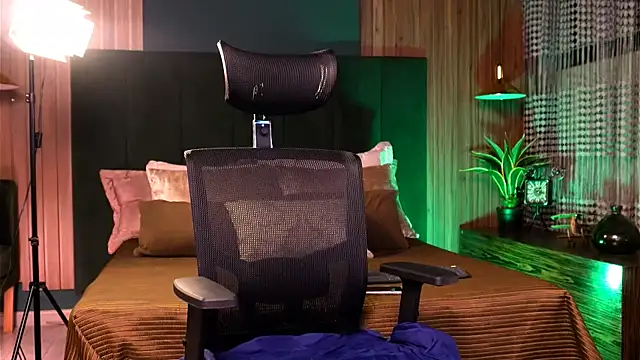 LeoSalvatore  online show from 03/14/25, 03:59