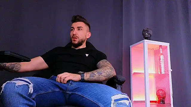 MightyAaron66 online show from 02/24/25, 04:49