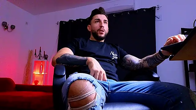 MightyAaron66 online show from 10/08/25, 02:53