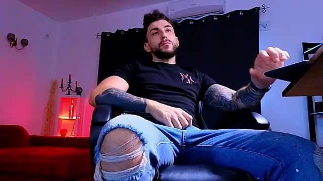 MightyAaron66 online show from 10/09/25, 05:16