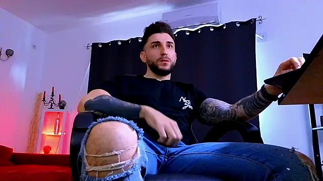 MightyAaron66 online show from 04/09/26, 06:19