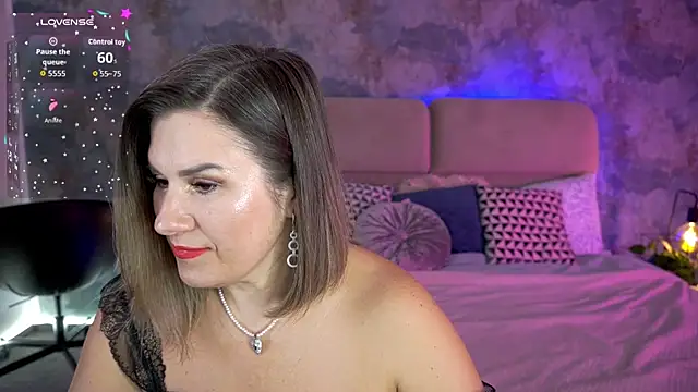 KiraRoxx online show from 02/07/26, 04:33