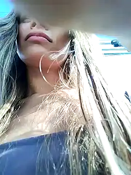 cuteluci  online show from 01/23/25, 07:51