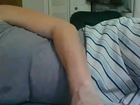 Emilylyn2501 online show from 12/20/24, 10:43