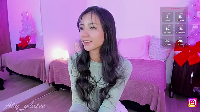 Snapshot of AbyWhitee chatting on 01/10/25, 06:53 AbyWhitee online show from 01/10/25, 06:53