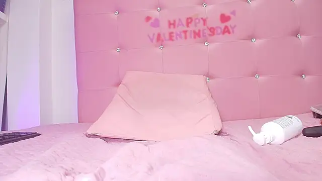 kata hazel online show from 03/11/25, 10:09