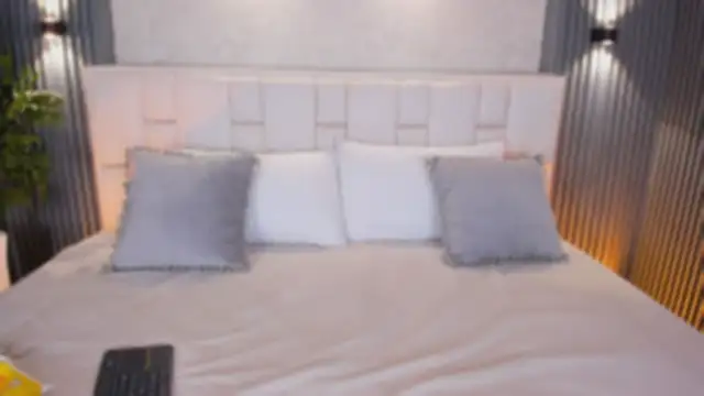 Alyssa Houston online show from 07/06/26, 07:49