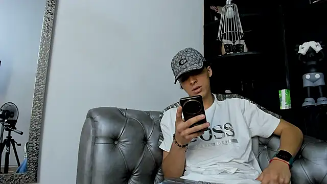 HeellBoy  online show from 11/28/25, 03:20