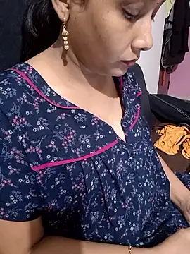 Snapshot of samitasharma chatting on 01/30/25, 02:15 samitasharma online show from 01/30/25, 02:15