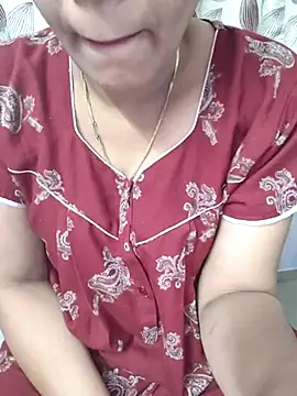 Snapshot of samitasharma chatting on 02/01/25, 02:13 samitasharma online show from 02/01/25, 02:13