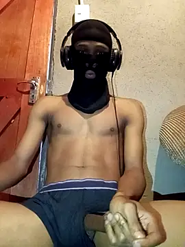 Snapshot of Thickcockzivyy chatting on 10/26/25, 05:35 Thickcockzivyy online show from 10/26/25, 05:35