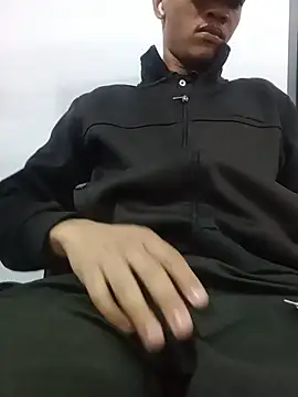 younglover250 online show from 06/11/26, 06:22
