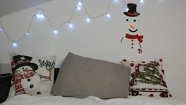 Snapshot of SweetMaddy888 chatting on 12/14/24, 07:25 SweetMaddy888 online show from 12/14/24, 07:25