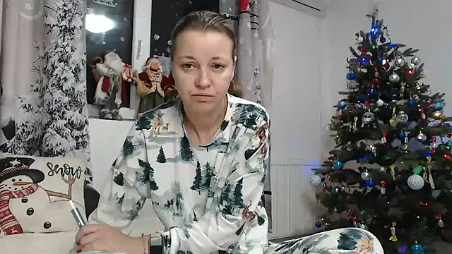 Snapshot of SweetMaddy888 chatting on 01/02/25, 04:09 SweetMaddy888 online show from 01/02/25, 04:09