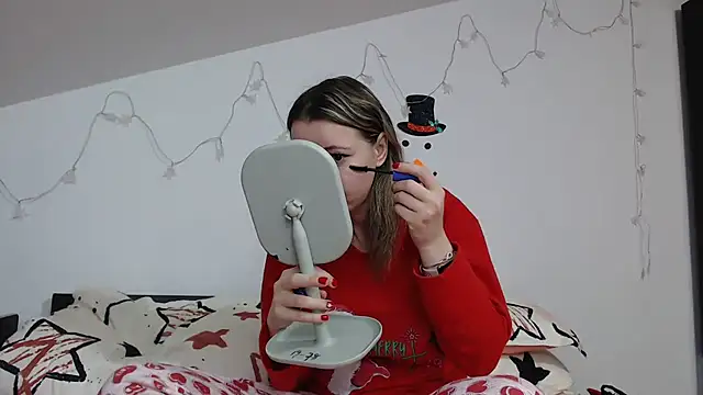 Snapshot of SweetMaddy888 chatting on 01/11/25, 04:06 SweetMaddy888 online show from 01/11/25, 04:06