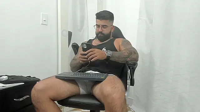 Snapshot of Lyon_vach chatting on 03/12/25, 09:45 Lyon vach online show from 03/12/25, 09:45