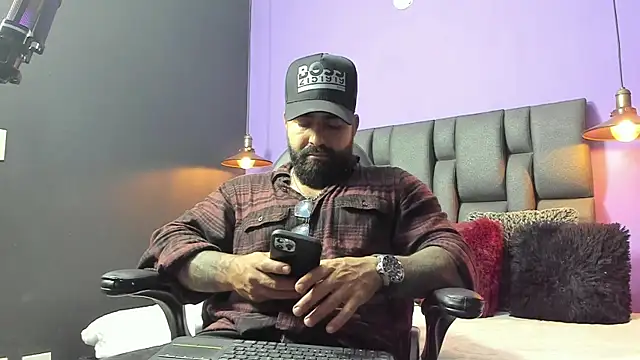 Snapshot of Lyon_vach chatting on 09/20/25, 12:11 Lyon vach online show from 09/20/25, 12:11