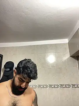 Snapshot of Lyon_vach chatting on 09/25/25, 10:24 Lyon vach online show from 09/25/25, 10:24