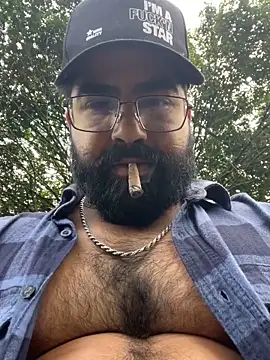 Snapshot of Lyon_vach chatting on 10/19/25, 09:26 Lyon vach online show from 10/19/25, 09:26