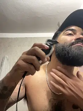 Snapshot of Lyon_vach chatting on 11/08/25, 06:40 Lyon vach online show from 11/08/25, 06:40