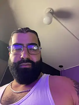 Snapshot of Lyon_vach chatting on 11/17/25, 08:47 Lyon vach online show from 11/17/25, 08:47