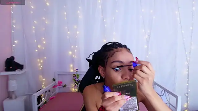 Abigail Wilson  online show from 12/09/24, 08:44