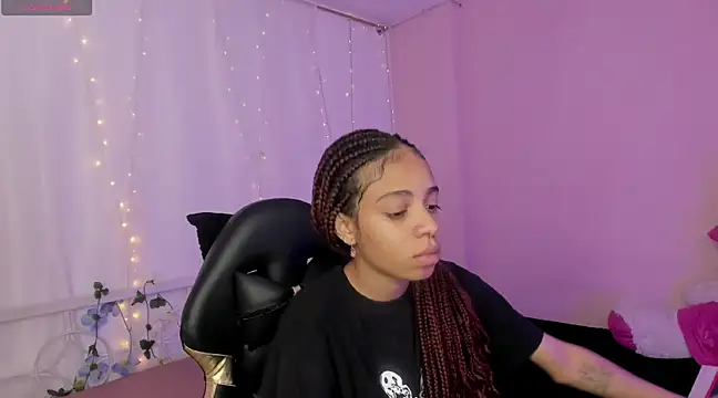 Abigail Wilson  online show from 01/25/25, 08:42