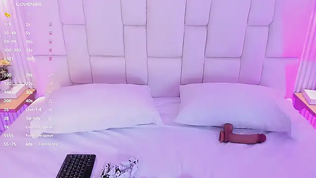 NanaOsaky online show from 03/28/26, 12:05