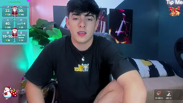 Snapshot of nolan_twink1 chatting on 12/11/24, 04:18 nolan twink1 online show from 12/11/24, 04:18