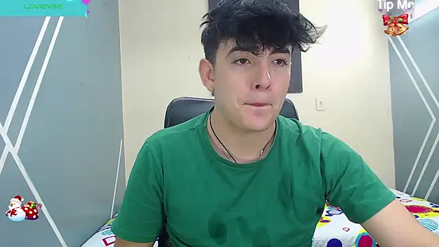 Snapshot of nolan_twink1 chatting on 12/11/24, 05:59 nolan twink1 online show from 12/11/24, 05:59