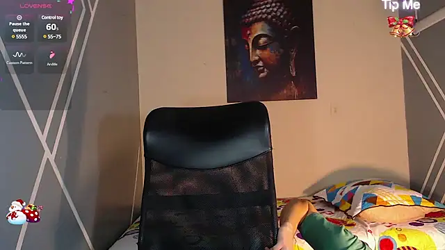 Snapshot of nolan_twink1 chatting on 12/17/24, 05:58 nolan twink1 online show from 12/17/24, 05:58