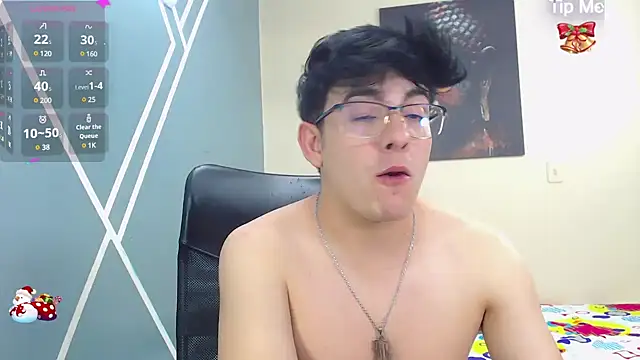 Snapshot of nolan_twink1 chatting on 12/19/24, 09:06 nolan twink1 online show from 12/19/24, 09:06