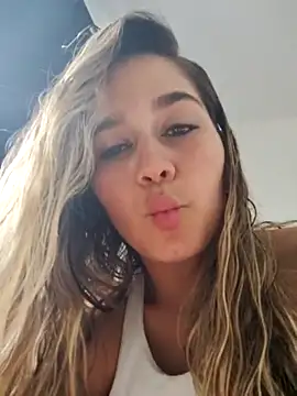 LaurenWelly  online show from 03/21/25, 09:01