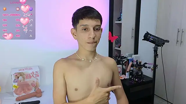 milky  boy  online show from 12/14/24, 04:23