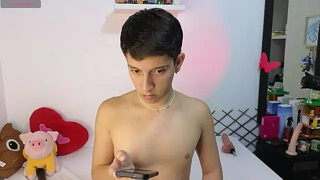 milky  boy  online show from 01/11/26, 04:17