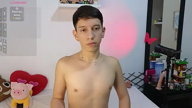 milky  boy  online show from 03/04/26, 09:54