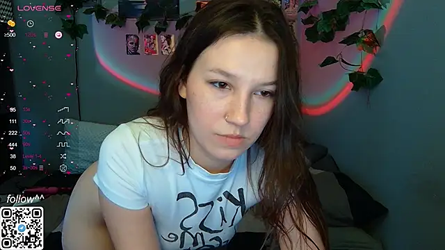 Cutie Vicky online show from 12/11/24, 06:25