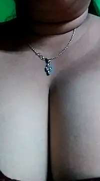 Snapshot of Rinki_Guptaa chatting on 01/09/25, 12:52 Rinki Guptaa online show from 01/09/25, 12:52