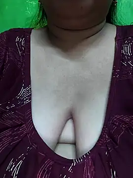 Snapshot of Rinki_Guptaa chatting on 03/02/25, 06:51 Rinki Guptaa online show from 03/02/25, 06:51