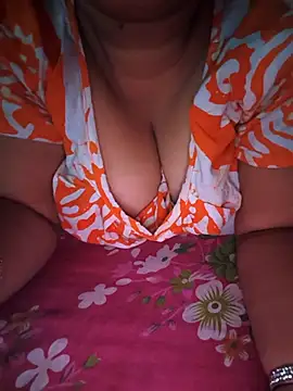 Snapshot of Rinki_Guptaa chatting on 11/04/25, 07:02 Rinki Guptaa online show from 11/04/25, 07:02