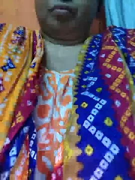 Snapshot of Rinki_Guptaa chatting on 12/18/25, 02:56 Rinki Guptaa online show from 12/18/25, 02:56