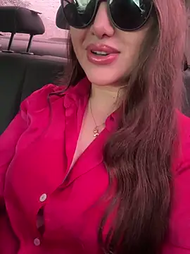 Elinatiranda online show from 05/15/26, 02:13