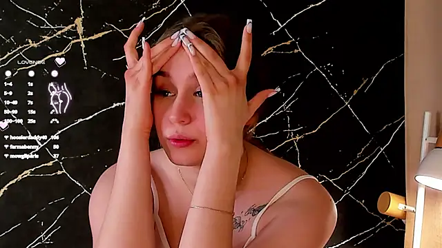 Snapshot of EdithHaskell chatting on 02/27/25, 07:26 EdithHaskell online show from 02/27/25, 07:26