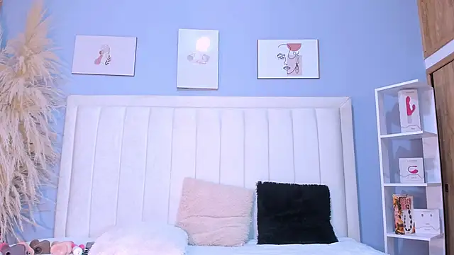 Paula-Brown1 online show from 03/06/25, 07:21