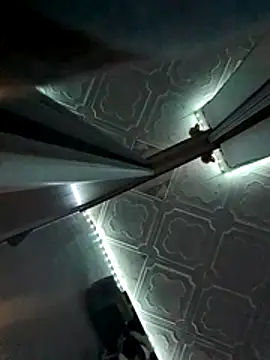 Snapshot of Rowena_Vonnie chatting on 12/05/25, 05:38 Rowena Vonnie online show from 12/05/25, 05:38