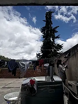 Snapshot of CORALINE_GREYM chatting on 09/26/25, 05:17 CORALINE GREYM online show from 09/26/25, 05:17