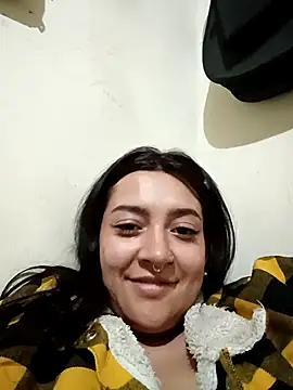 Snapshot of CORALINE_GREYM chatting on 10/09/25, 12:52 CORALINE GREYM online show from 10/09/25, 12:52