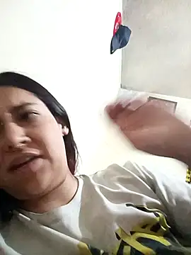 Snapshot of CORALINE_GREYM chatting on 10/31/25, 06:03 CORALINE GREYM online show from 10/31/25, 06:03